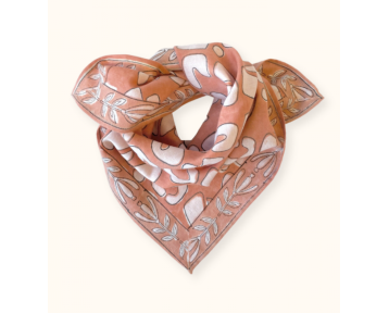 Petit foulard en coton motif Artistic melba – Apaches Collections chez Boêtique
