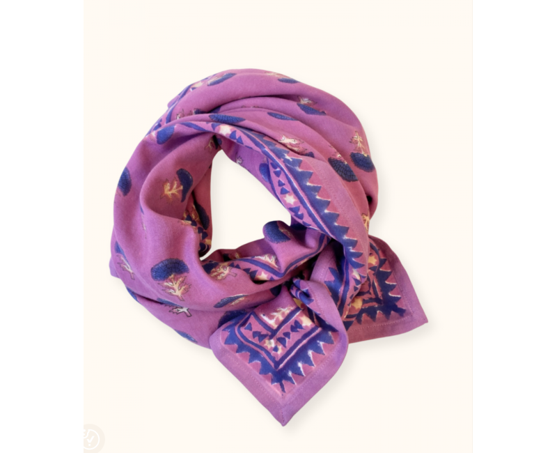 Foulard en coton fuchsia à motifs floraux Latika Florets – Apaches Collections Foulard en coton fuchsia à motifs floraux Latika Florets – Apaches Collections