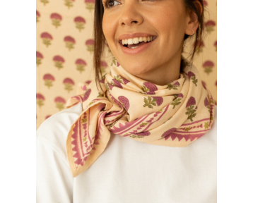 Grand foulard en coton motif floral Florets macadamia – Apaches Collections chez Boêtique