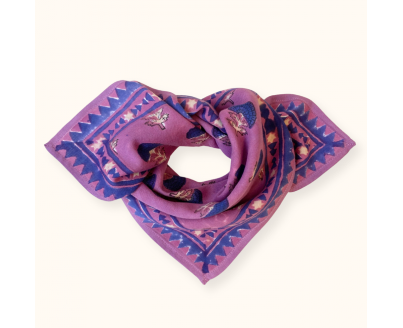 Petit foulard en coton motif floral Florets fuchsia – Apaches Collections chez Boêtique Petit foulard en coton motif floral Florets fuchsia – Apaches Collections chez Boêtique