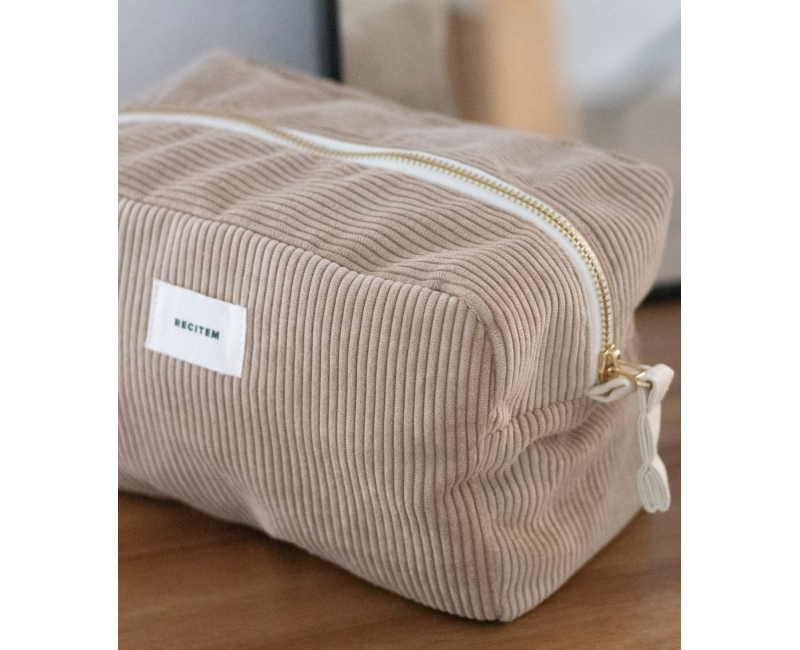 Trousse de toilette en velours côtelé beige Matéo – Récitem Trousse de toilette en velours côtelé beige Matéo – Récitem