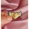 Broche coeur ailes