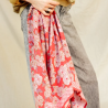 Foulard en coton magenta à motifs floraux Latika Bloom – Apaches Collections