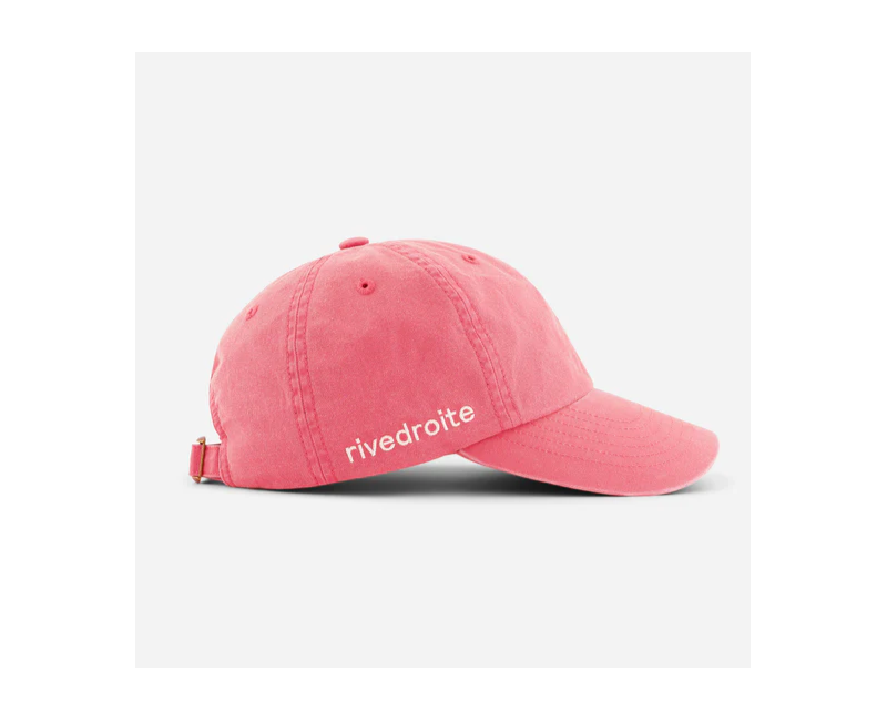 Casquette rose avec inscription coté Rive droite Casquette rose avec inscription coté Rive droite