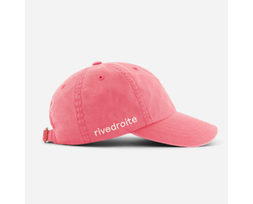 Casquette rose avec inscription coté Rive droite
