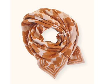 Foulard en coton orange à motifs floraux Latika Flora Bold – Apaches Collections