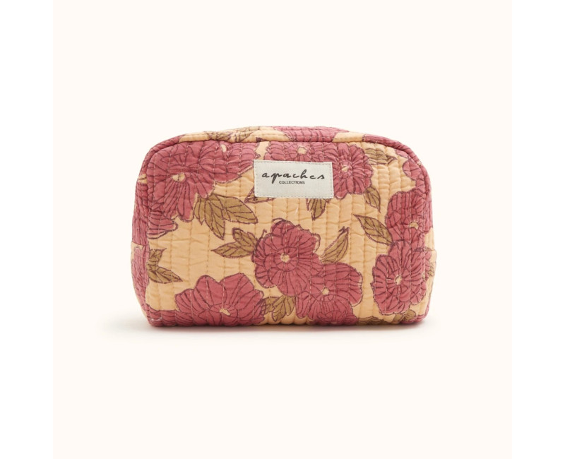Trousse de toilette en coton matelassé imprimé floral Bloom Macadamia – Apaches Collections Trousse de toilette en coton matelassé imprimé floral Bloom Macadamia – Apaches Collections
