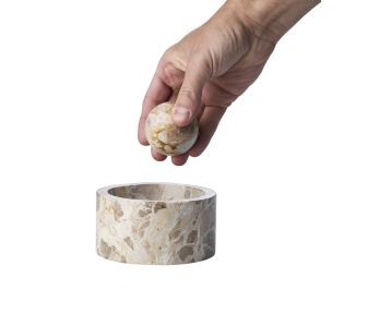 Mortier marbre Thyme avec pilon boule beige