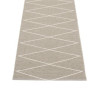 tapis tissé pvc avec losanges blancs