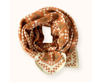 foulard coton rouille damiers blancs imprimé tigre