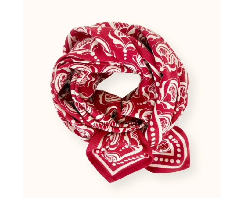 foulard coton rouge motifs fleurs blanches