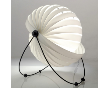 Lampe design Eclipse inclinable en plastique blanc – Boêtique Vannes