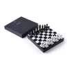 Jeu d'échecs noir et blanc