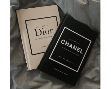 Petit Livre Chanel